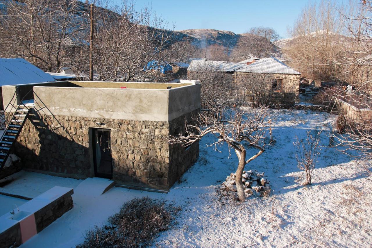 Zove Rural Cottage With Garden Views K'arashamb Kültér fotó